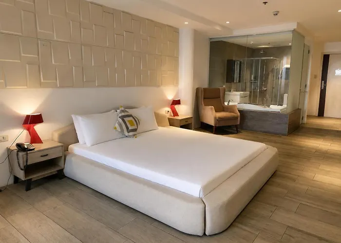 City Park Hotel Residences