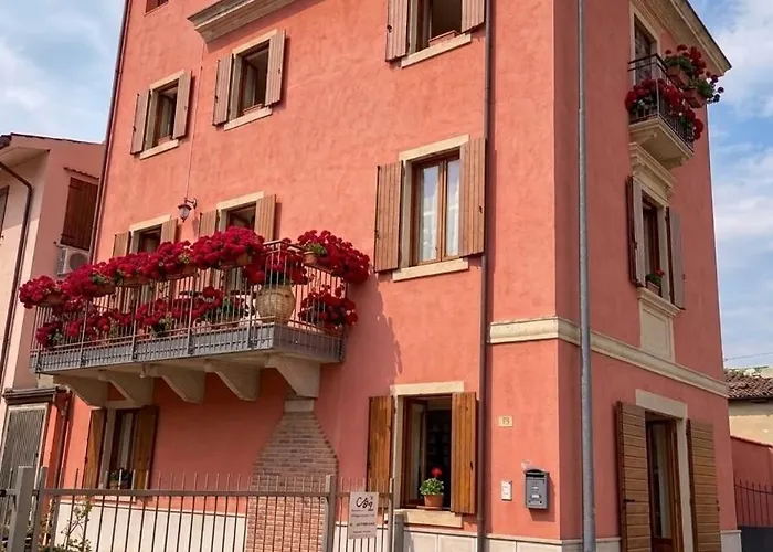 La Finestra Sul Castello