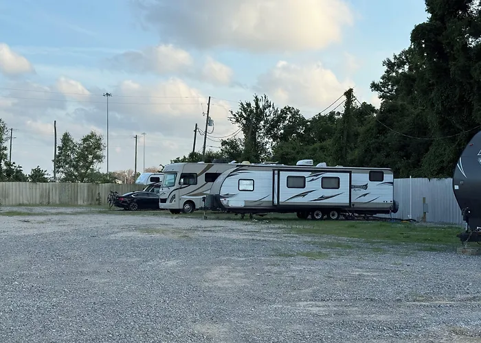Royal Palms & Rv Park