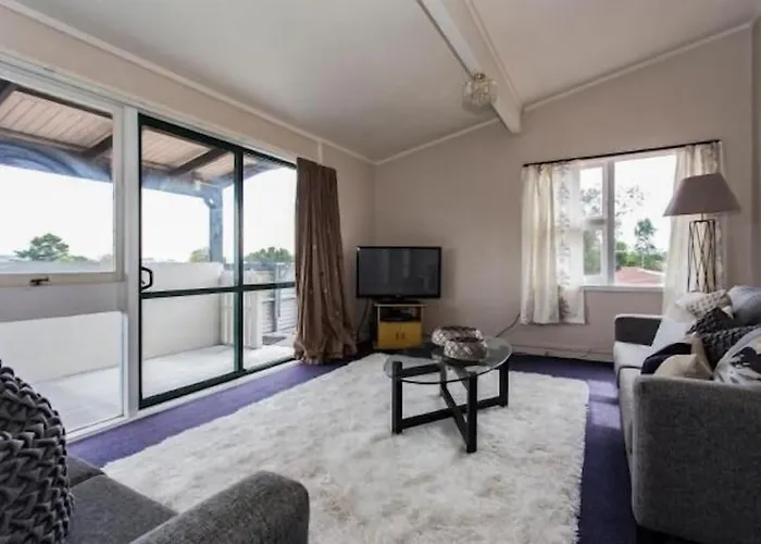 Blenheim Road Motor Lodge
