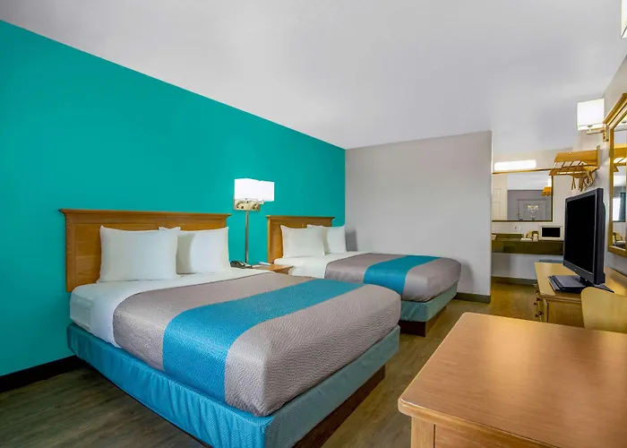 Motel 6-, Or