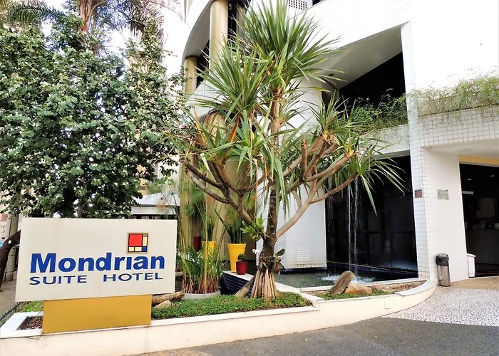  Mondrian Suite