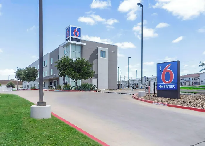 Resorts Guide Motel 6-Laredo, Tx - Airport