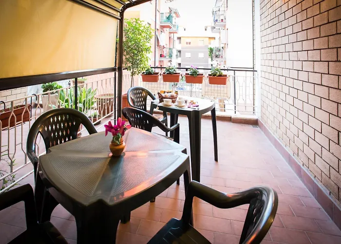 Cheap hotels B&B Villa Adriana