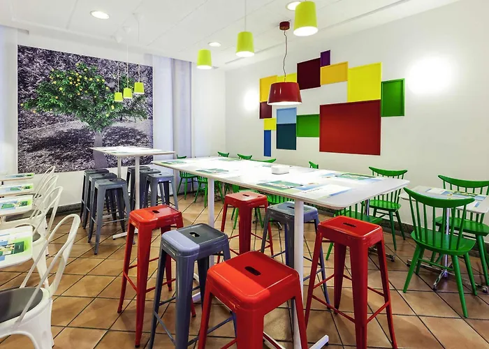 3 star hotels Ibis Styles Napoli Garibaldi