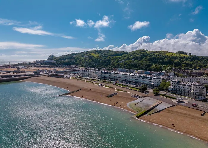 Dover Marina & Spa, Tapestry Collection By Hilton