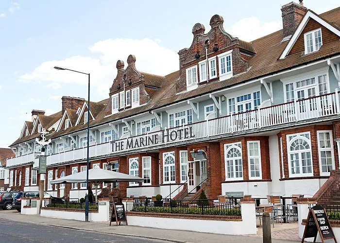 Romantic hotel: The Marine