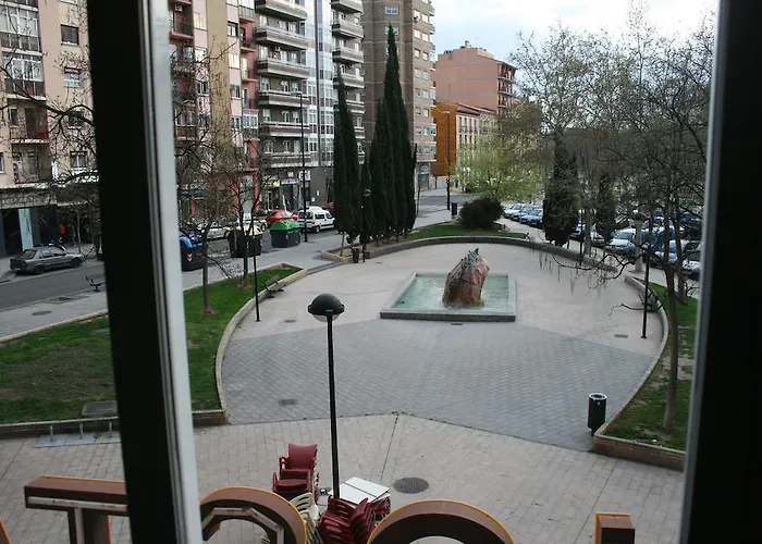Hostal Puente de Piedra