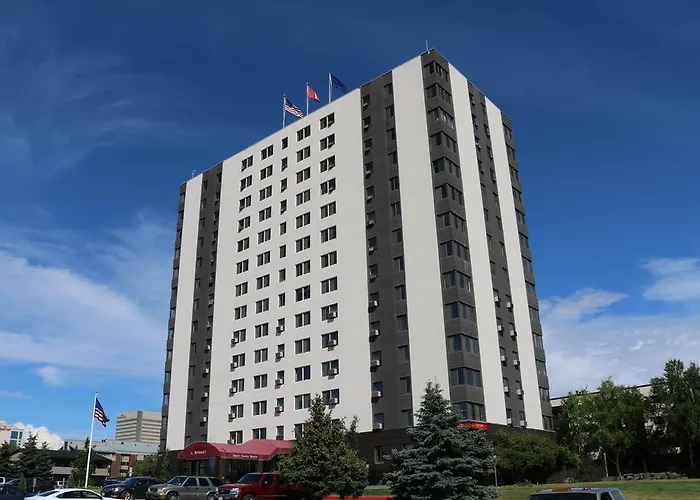 Inlet Tower & Suites