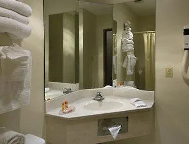 Luxury hotel only: Howard Johnson Inn Tybee Island Savannah Ga