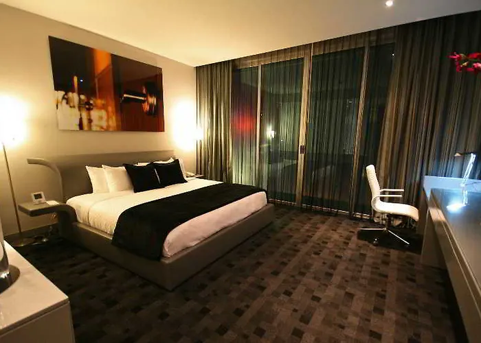 Luxury hotel only: Manrey