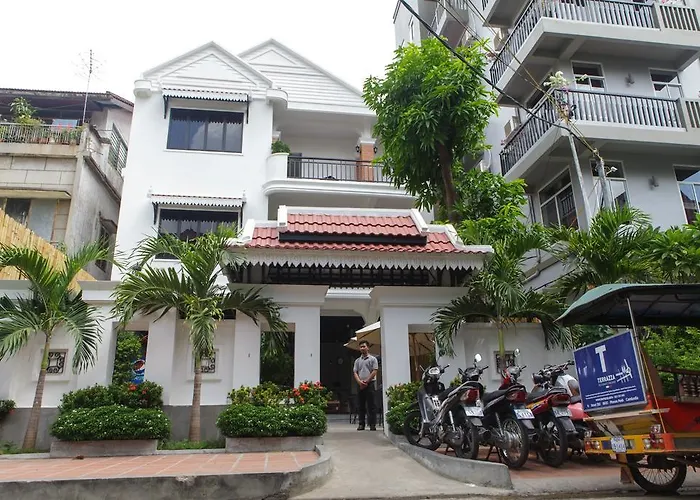Family resorts Khavi Villa