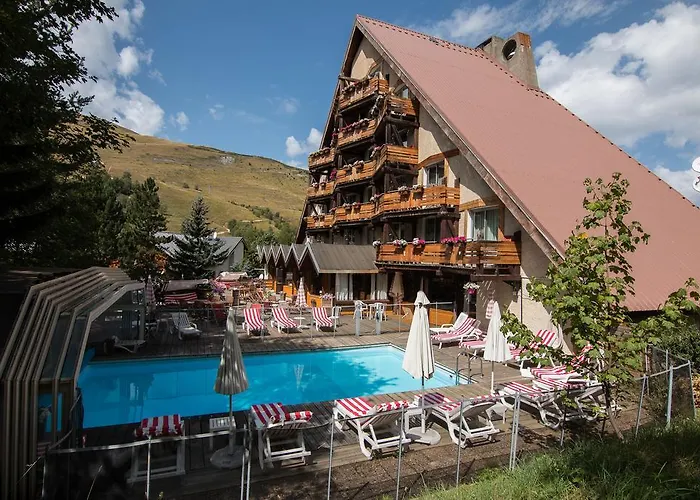 Hotel Adret