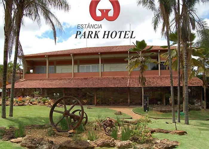 Estancia Park Hotel
