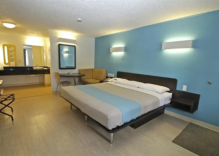 Motel 6
