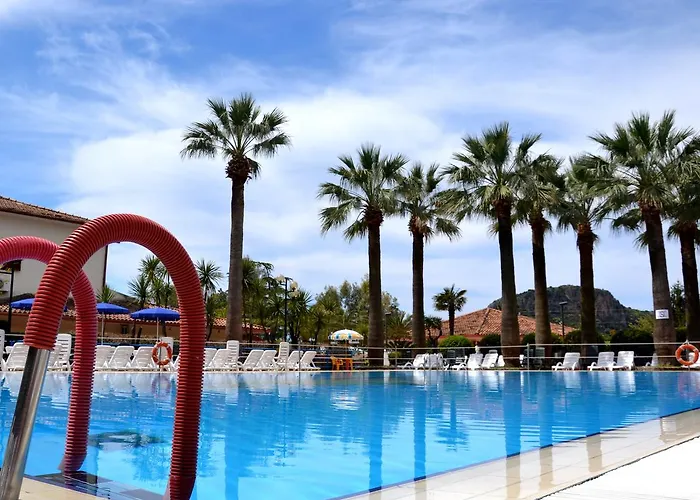 Villaggio Turistico La Mantinera