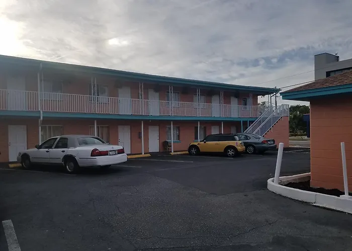 Budget Inn