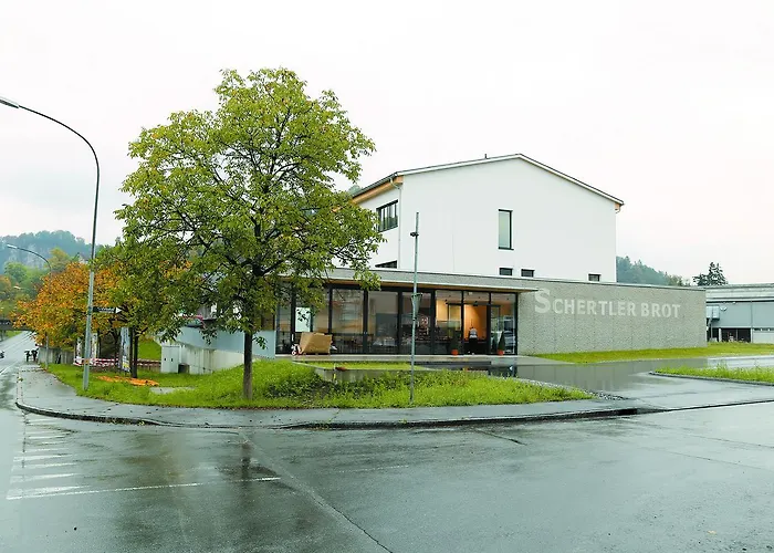 Business Motel