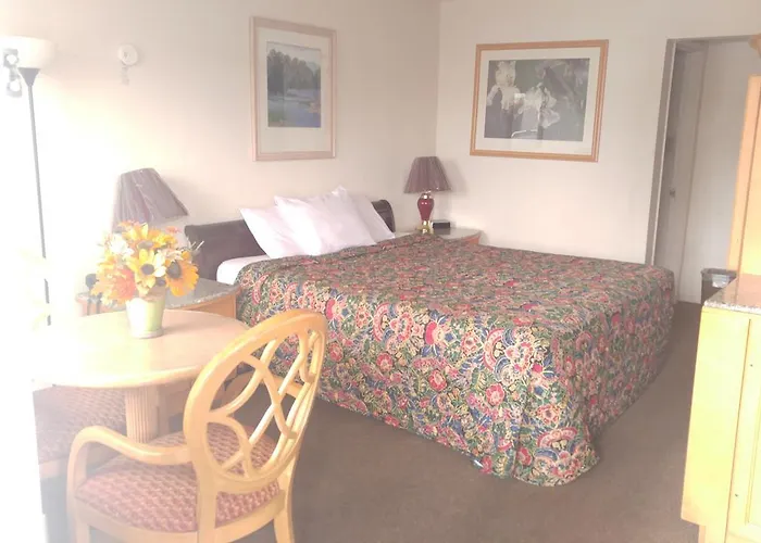 Parkway Inn