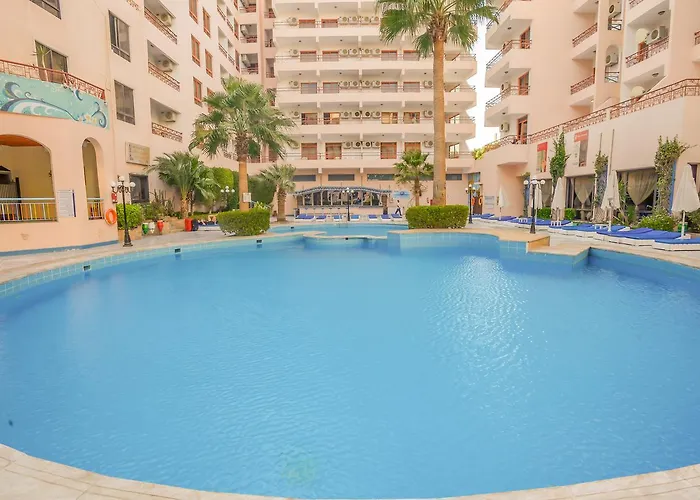 Empire Hotel Aqua Park