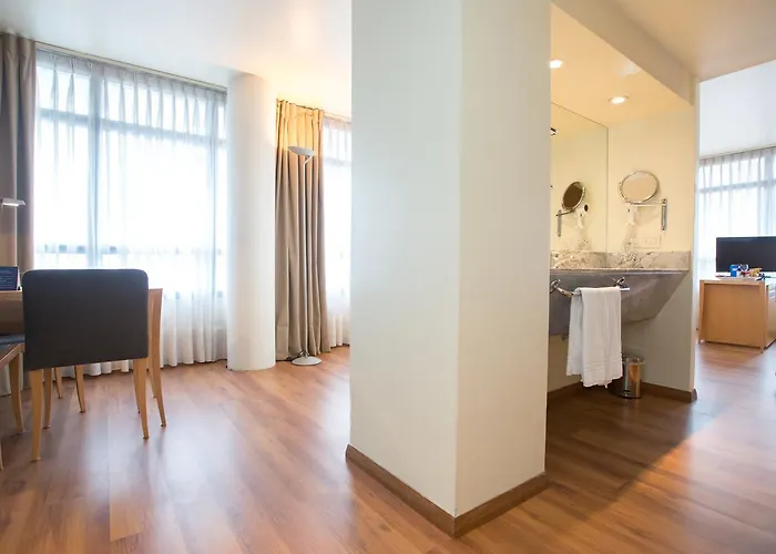 Tryp Montevideo