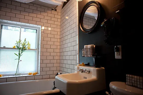 Made Inn Vermont An Urban-Chic Boutique Bed And Breakfast