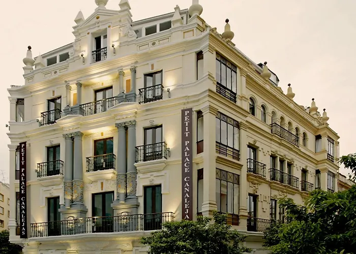 Familienhotels Petit Palace Canalejas Sevilla