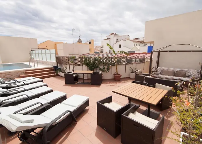 Hotel cerca del colegio: Apartamentos Salamanca