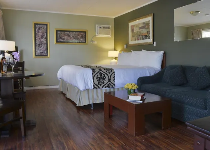 Motels Valley Star