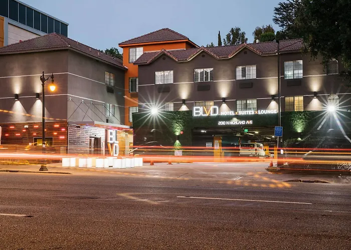 Blvd & Suites - Walking Distance To Hollywood Walk Of Fame (Adults Only)