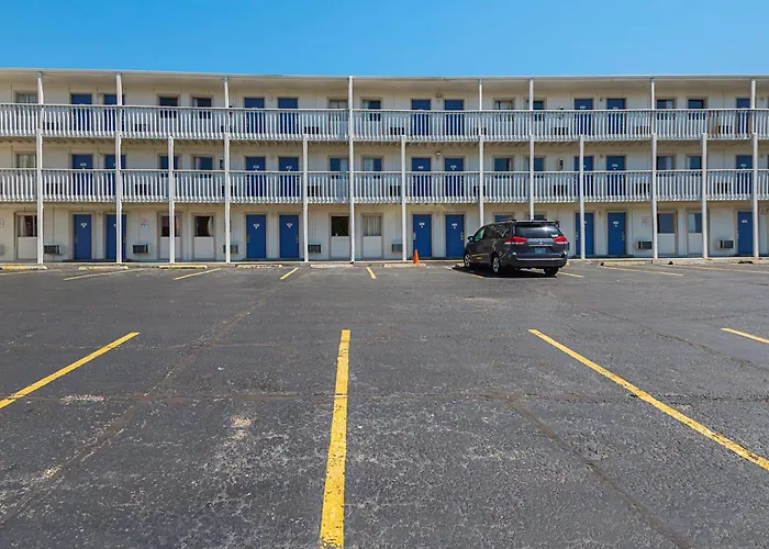 Motel 6-, Mo