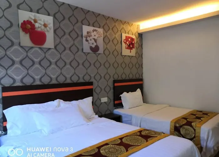 Mega Inn