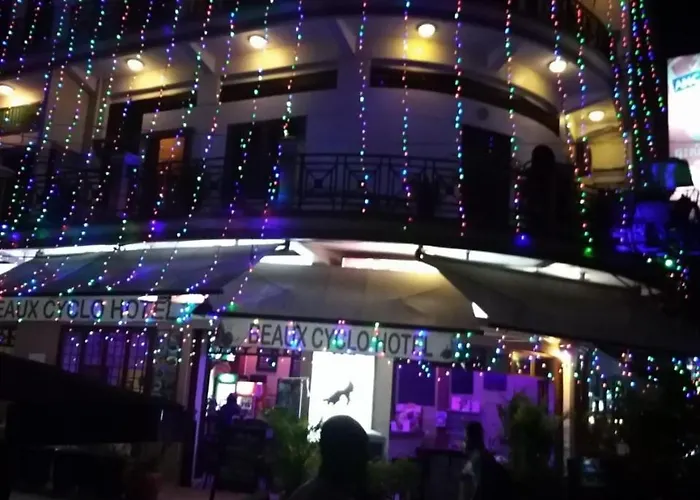Cyclo -Bar-Restaurant