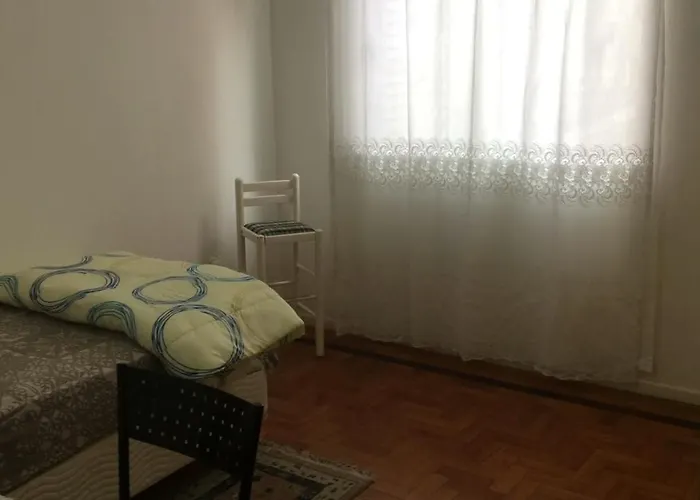 Próximo ao Consulado - Quarto Inteiro