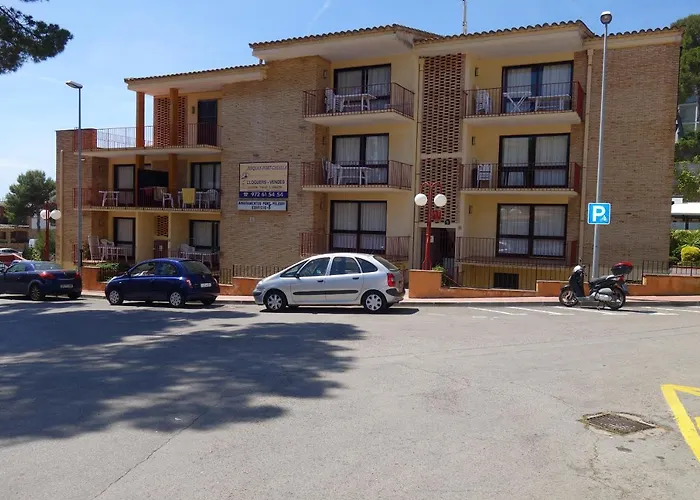 Apartamentos Port-Pelegri