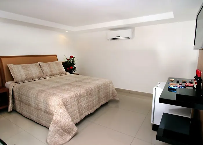 Raru'S Motel Ponta Negra (Adults Only)
