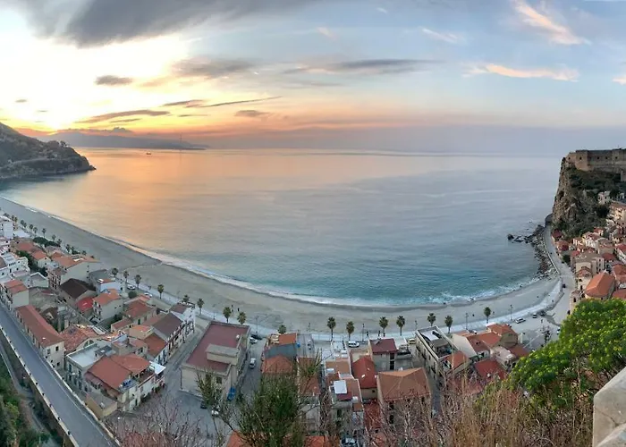 Scilla Mare