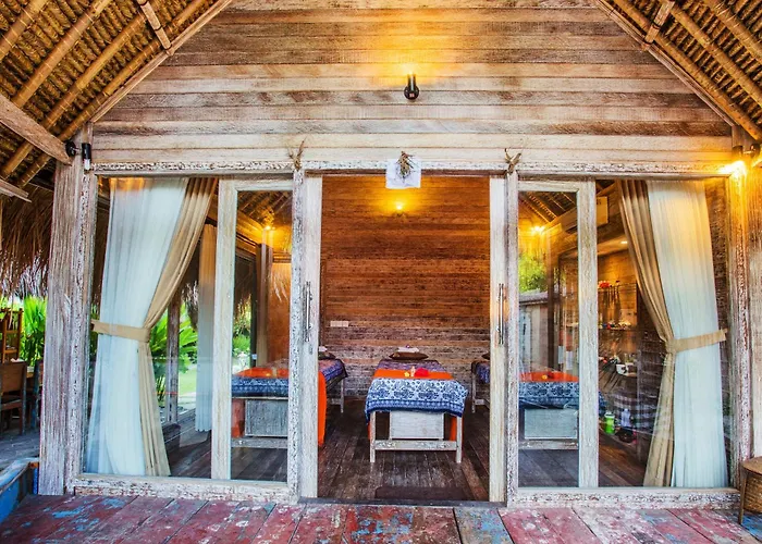 Ts Hut Lembongan