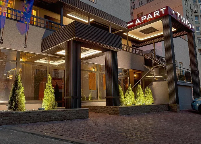 Twin Apart Hotel