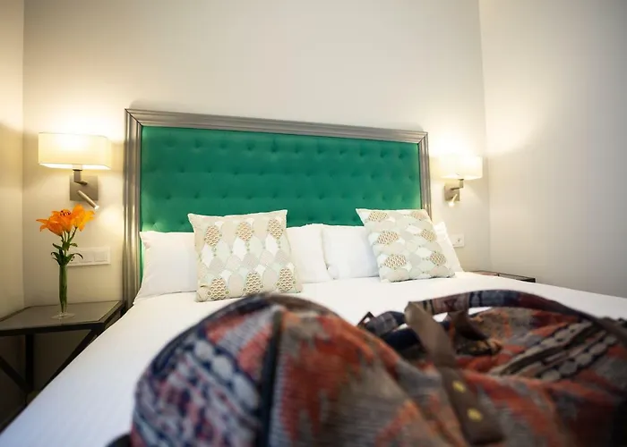 Plazuela del Carbón Suites