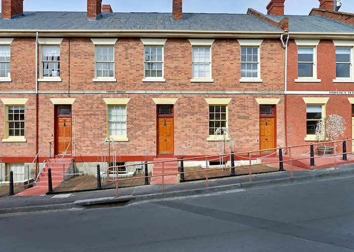 Vacation rental: Portsea Place