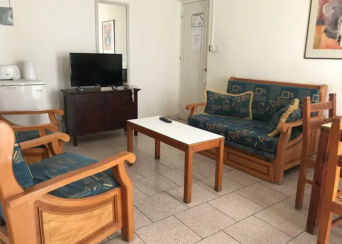 Apart hotel: Daphne Hotel Apartments (Adults Only)