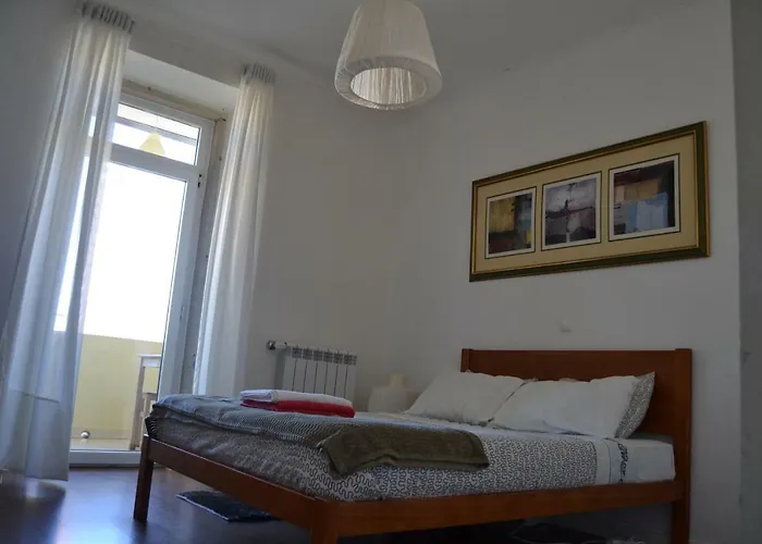 Hotel pres du College: Metro Hostel Lisbon
