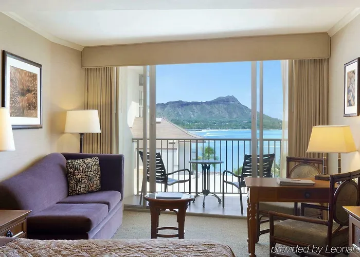 Outrigger Reef Waikiki Beach