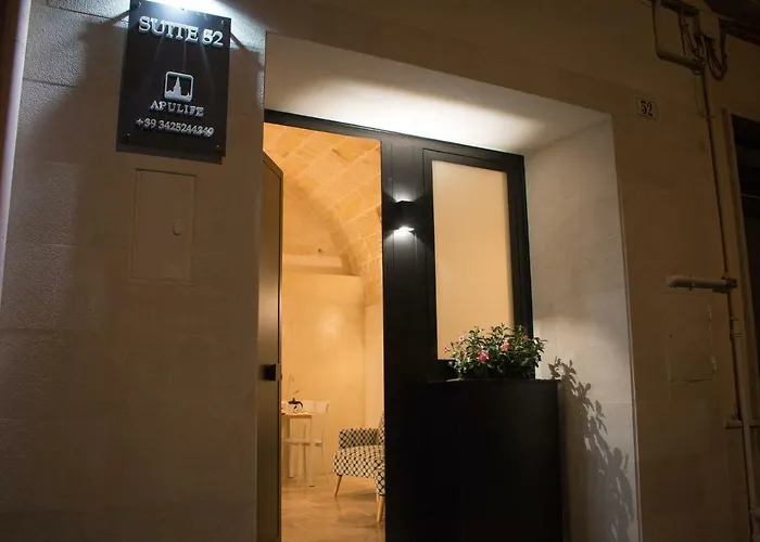 Suite 52