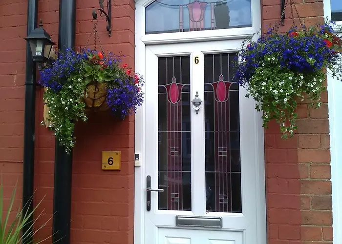 3 star hotel: St Hilda Guest House