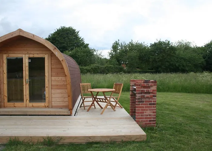 Campsite: Glamping At Spire View Meadow