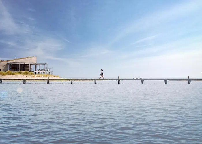 Beach Resort Punt West
