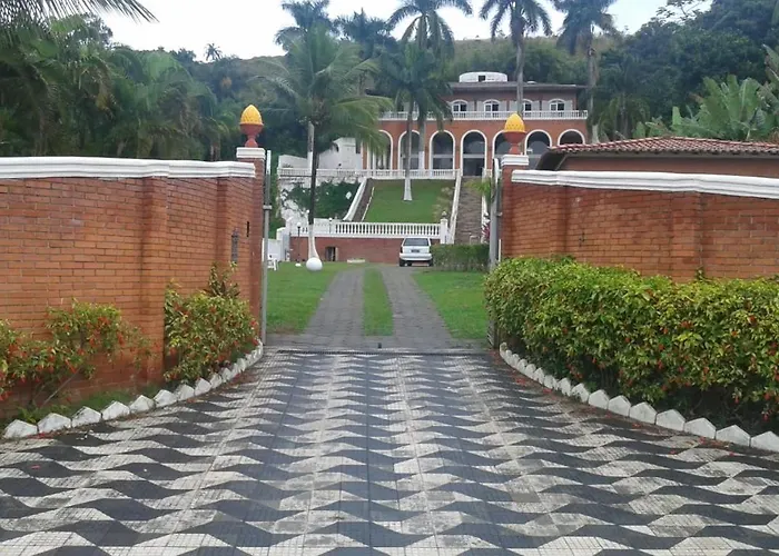 Mansao Nazario Ideal Para Excursoes De Onibus Pe Na Areia