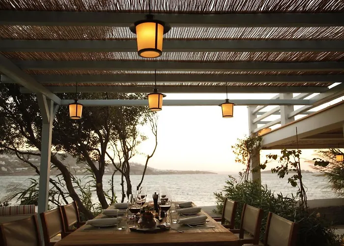Kinderhotel Belvedere Mykonos - Waterfront Villa & Suites - The Leading s Of The World